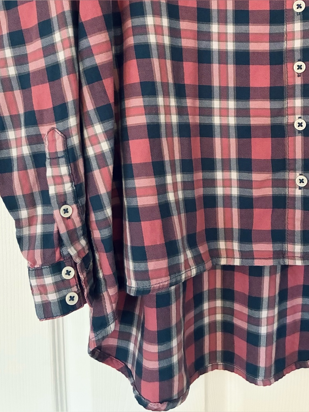 THE GREAT. Plaid Button Down Shirt Pink Navy Check Size XS / S - Picture 3 of 5